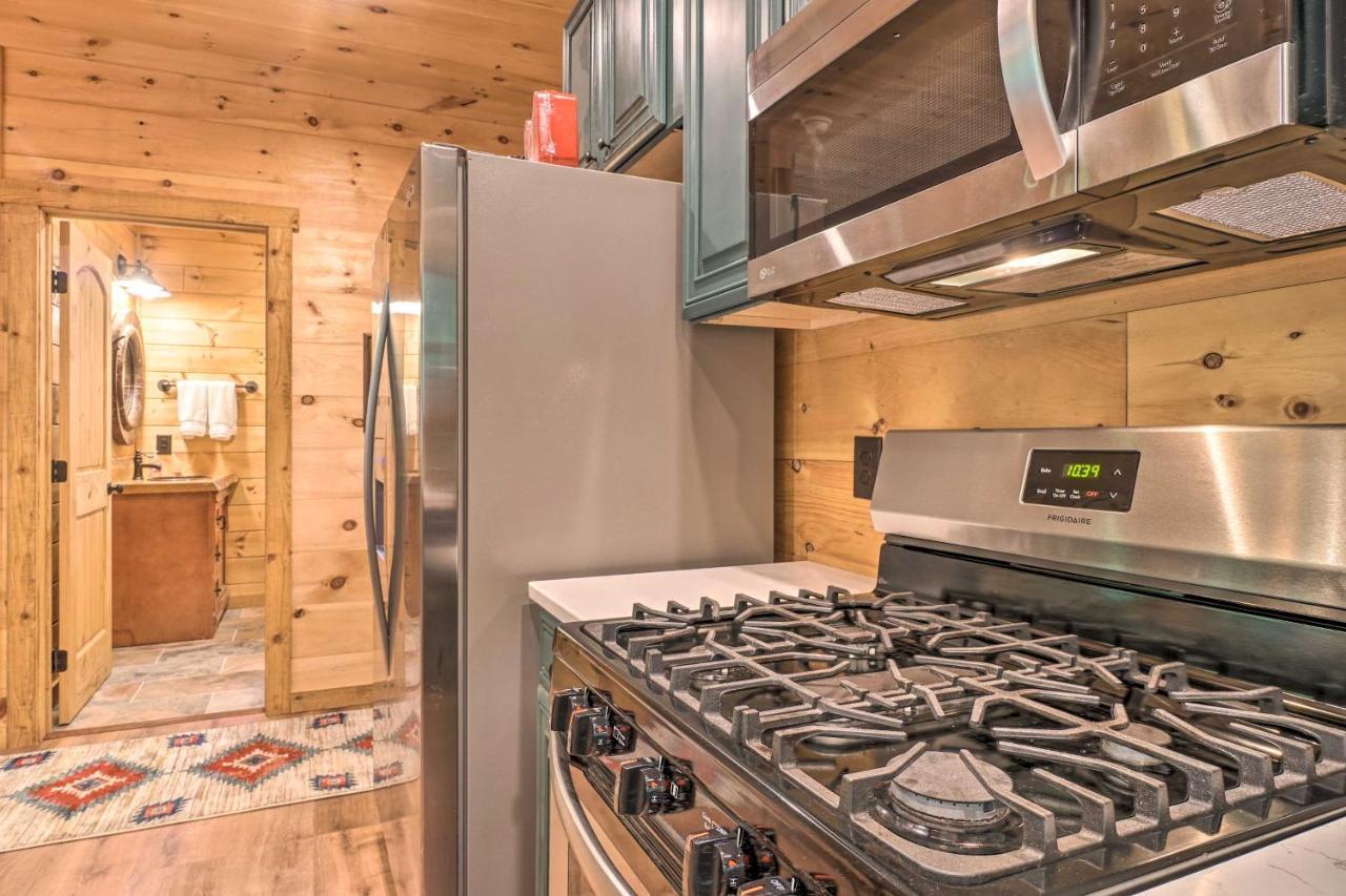 Peaceful Cabin On 3 Private Acres Deck And Fire Pit Blairsville Eksteriør billede