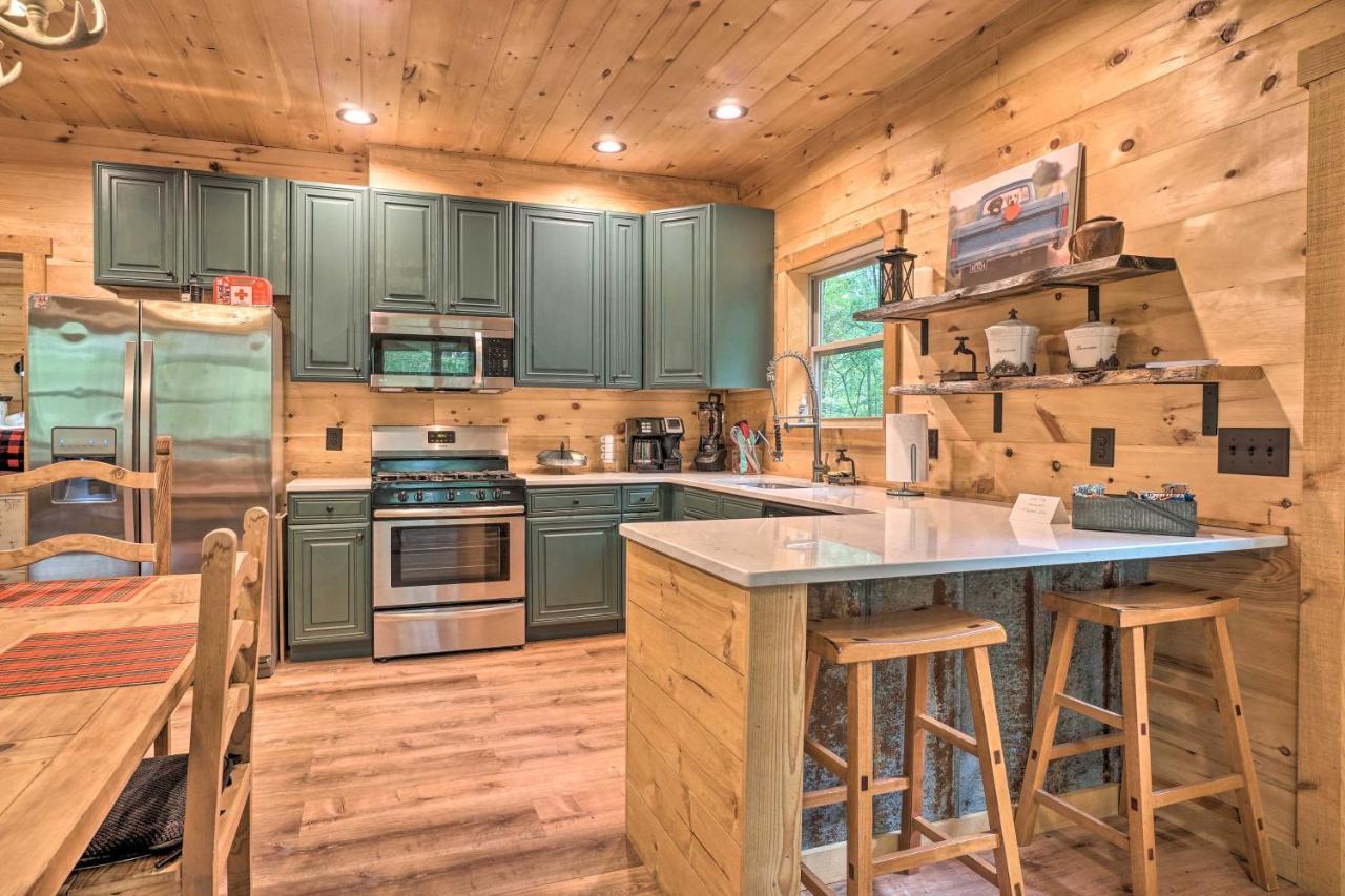 Peaceful Cabin On 3 Private Acres Deck And Fire Pit Blairsville Eksteriør billede
