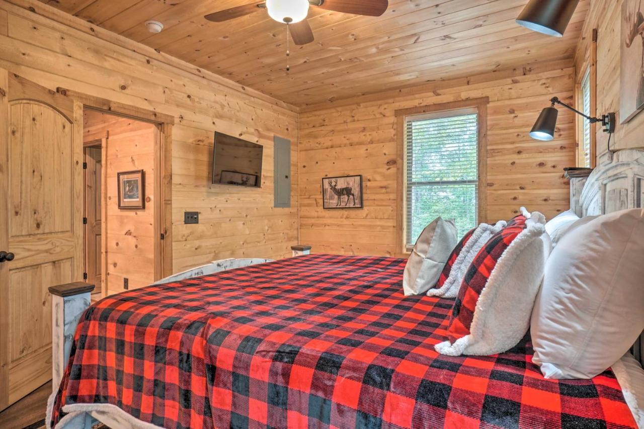 Peaceful Cabin On 3 Private Acres Deck And Fire Pit Blairsville Eksteriør billede