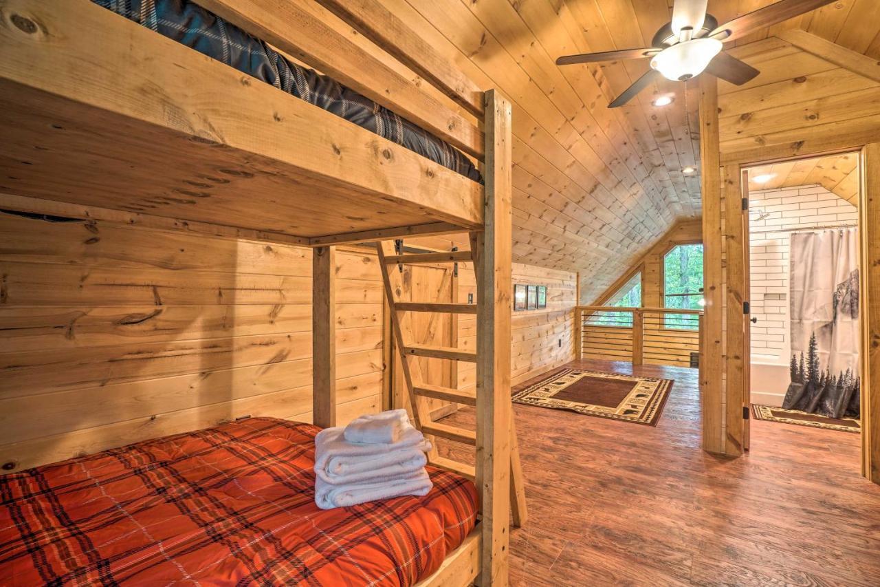 Peaceful Cabin On 3 Private Acres Deck And Fire Pit Blairsville Eksteriør billede
